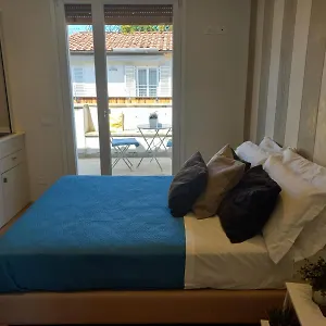https://ponte-vecchio-studio.it-tuscanyhotel.com