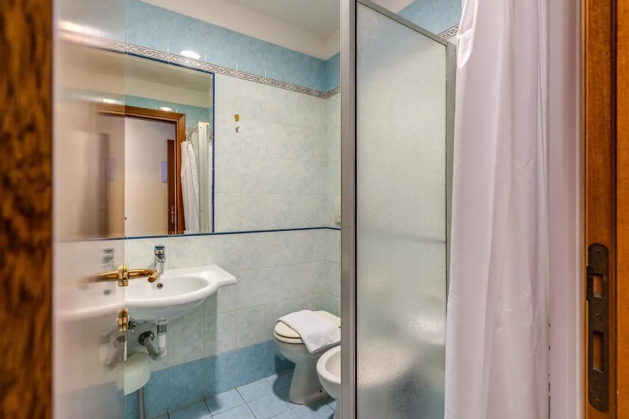 Rooms Hotel Baltico Roma