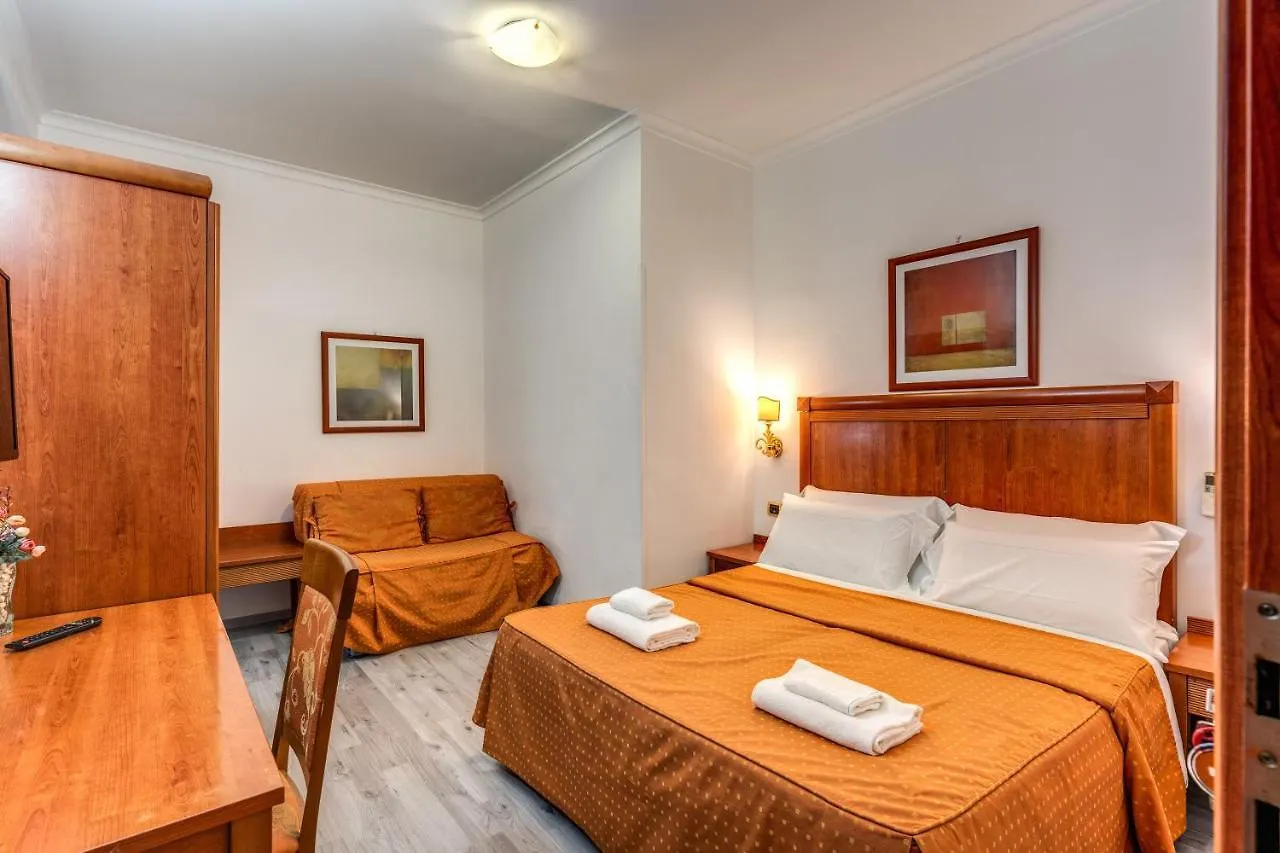 Rooms Hotel Baltico Roma