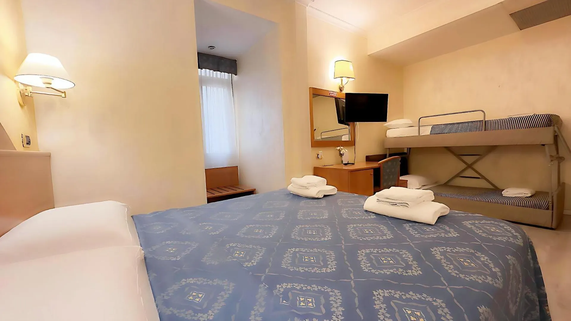 Rooms Hotel Baltico Roma